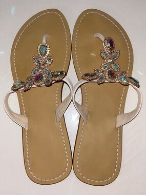 NWOB Embellished White Jewel Toe-Post Sandals